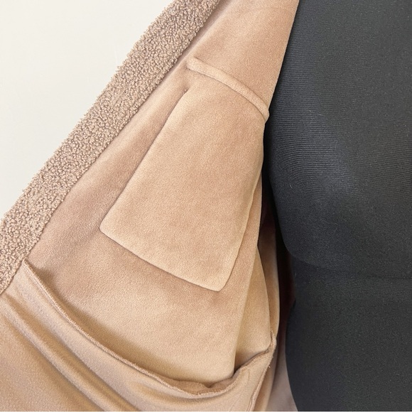 ✖️SOLD✖️•ABERCROMBIE & FITCH• Sherpa Shirt Jacket in Taupe Size XXL - Picture 10 of 14